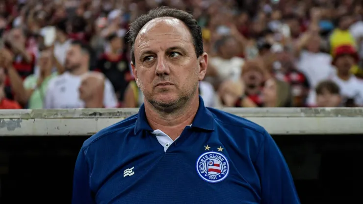 Rogerio Ceni, técnico do Bahia, durante partida contra o Flamengo (Foto: Thiago Ribeiro/AGIF)
