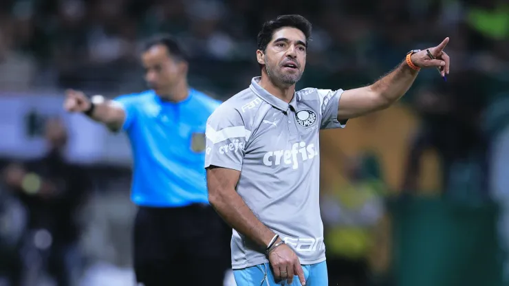 Abel Ferreira, técnico do Palmeiras, durante partida contra o Vasco<br />
 (Foto: Ettore Chiereguini/AGIF)
