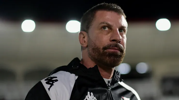 Pedrinho presidente do Vasco durante partida contra o Bragantino no estádio São Januário pelo campeonato Brasileiro A 2024. Foto: Thiago Ribeiro/AGIF
