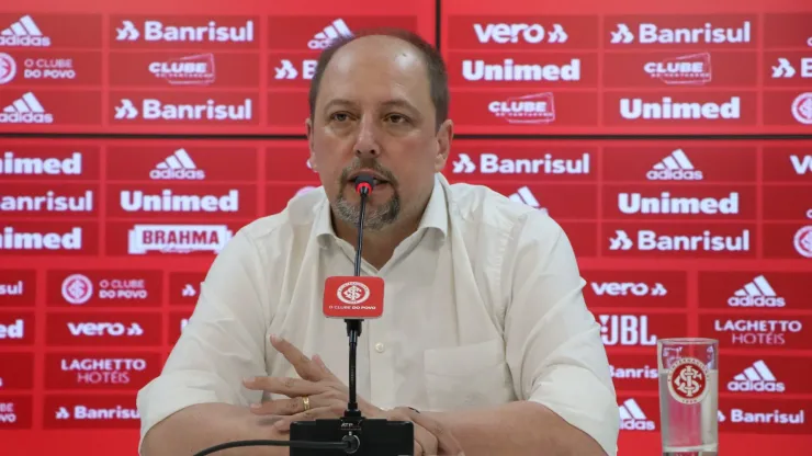 Coletiva do presidente Alessandro Barcellos e do vice-presidente de futebol João Patrício Hermann. Foto: Ricardo Duarte/Internacional
