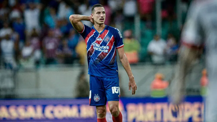 Gabriel Xavier, jogador do Bahia, durante partida contra o Flamengo (Foto: Jhony Pinho/AGIF)
