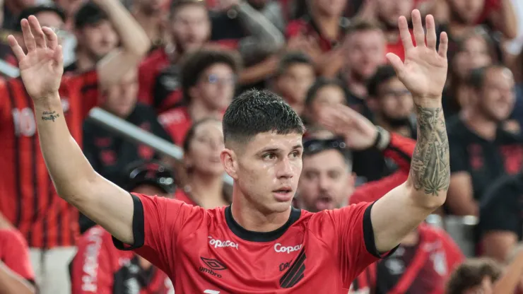 Bruno Zapelli jogador do Athletico-PR durante partida contra o Londrina no estadio Arena da Baixada pelo campeonato Paranaense 2024. 
