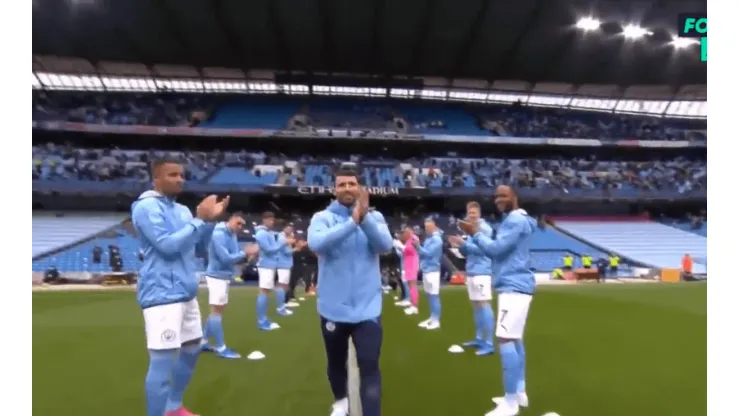 Hasta siempre, leyenda: el homenaje para Agüero antes de su último partido con el City