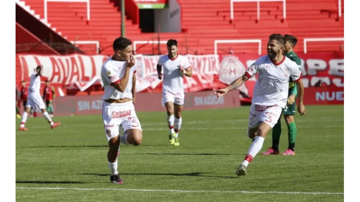 Con un gol del que hablan todos, Huracán le ganó a Defensa y Justicia