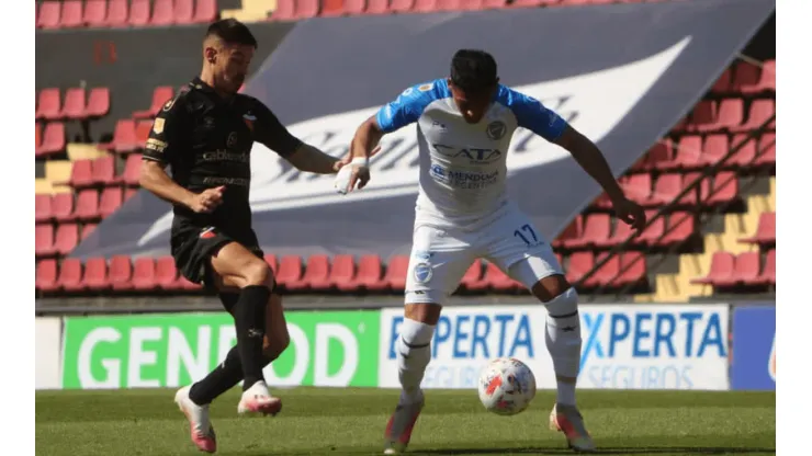 Colón y Godoy Cruz abrieron la jornada de sábado.
