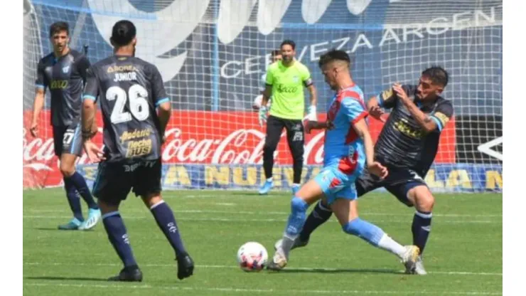 Atlético Tucumán y Arsenal abrieron la jornada de sábado.
