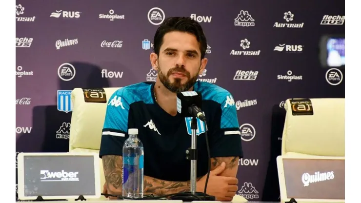 Fernando Gago en conferencia de prensa (Foto: Racing vía web oficial)
