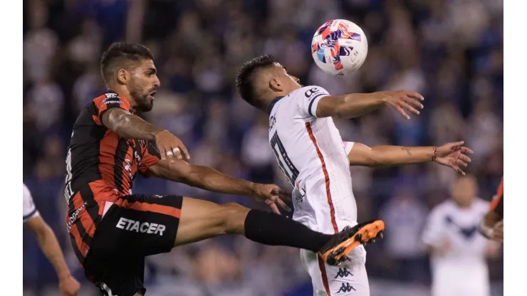 En el último partido de Ricky Álvarez, Vélez y Patronato igualaron sin goles en Liniers.
