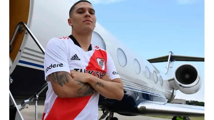 Juan Fernando Quintero debutaría ante Vélez.
