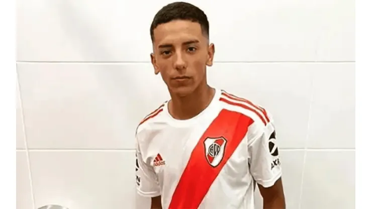 River dispuesto a pagar casi un millón y medio por un pibe de 19 años: ¿Quién es Axel Batista?