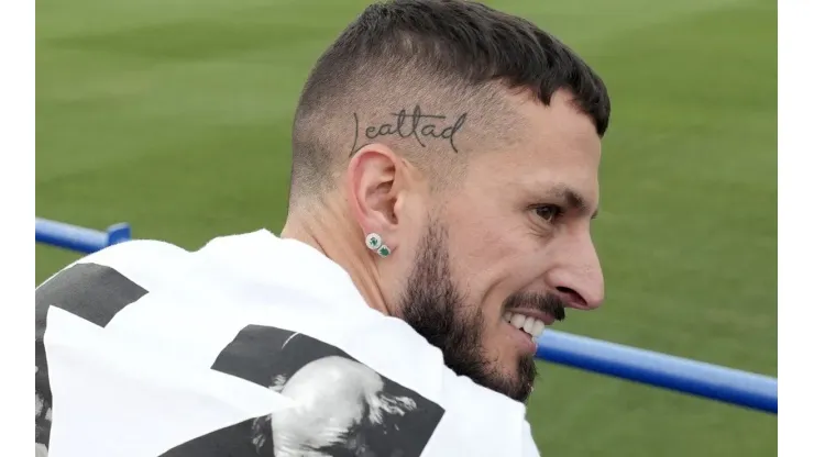 Benedetto reveló que quiso hacerse otro tatuaje de Boca pero la mujer no lo dejó: "Mirá si después te arrepentís"