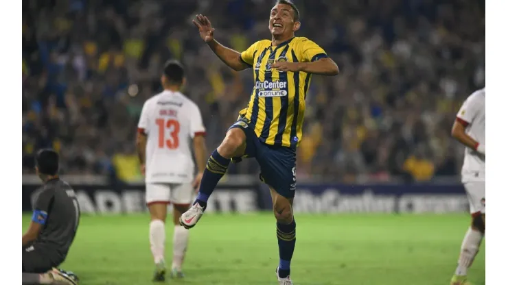 Emoción pura: Marco Ruben se retiró en Rosario Central y rompió en llanto