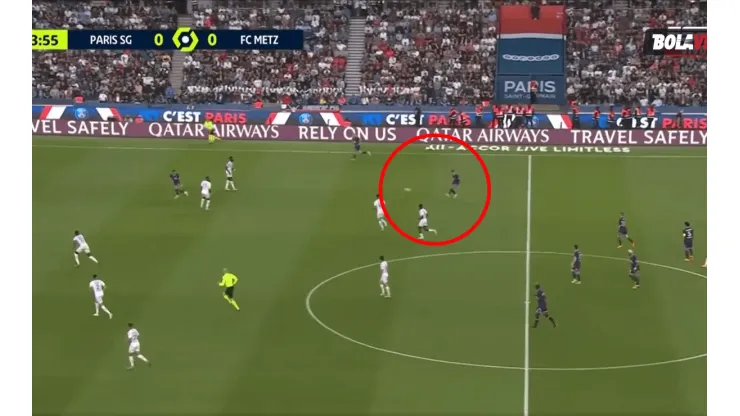 Asistencia de lujo de Di María para Mbappé.
