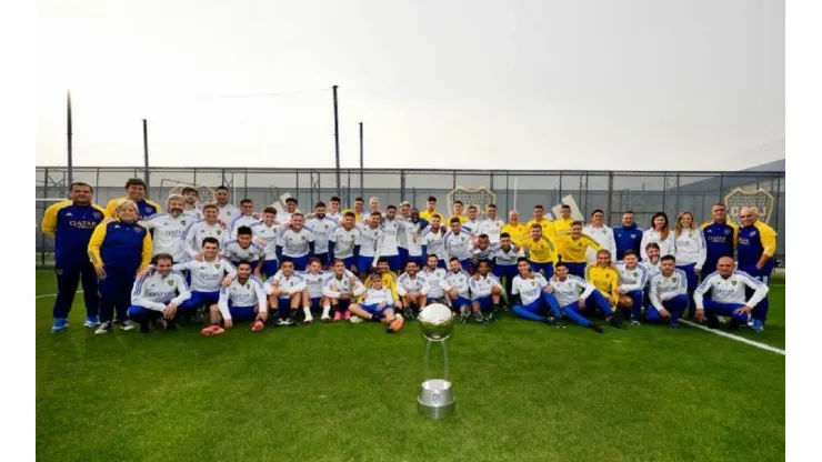 Boca subió la foto del plantel campeón y los hinchas encontraron un "infiltrado"