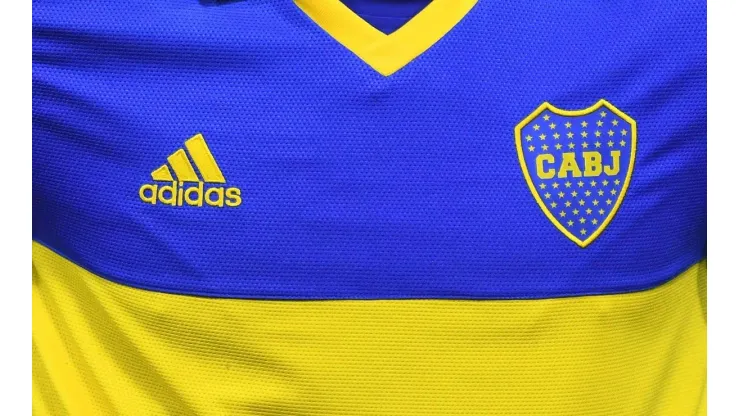 Boca sorprende anotando a un jugador desde Europa en el cierre del mercado