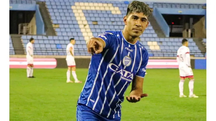 Godoy Cruz eliminó a Lanús y será rival de Belgrano