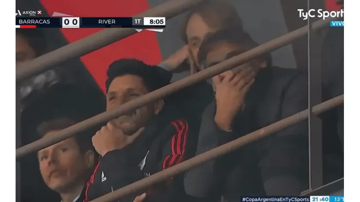 Francescoli y Enzo Pérez protagonizaron un divertido momento.
