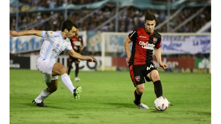 Atlético Tucumán sigue invicto y sueña: le ganó a Newell's para seguir siendo el líder