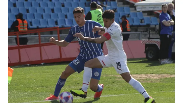 Independiente sigue hundido: con uno más, no resistió y empató contra Godoy Cruz