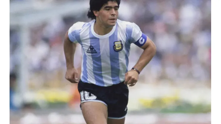 Vuelve a la Argentina: el alemán Matthaus donó la camiseta que uso Maradona en la final del 86