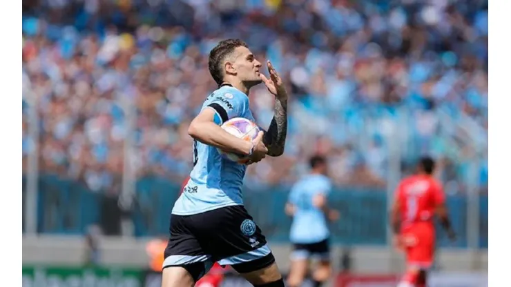 Ante una multitud, Belgrano superó a Brown de Adrogué y regresa a la Primera División