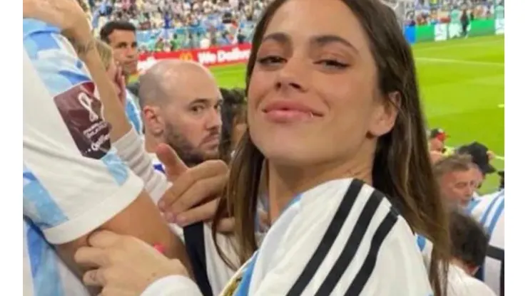 Tini se fue de Qatar y los hinchas de la Selección enloquecieron en las redes