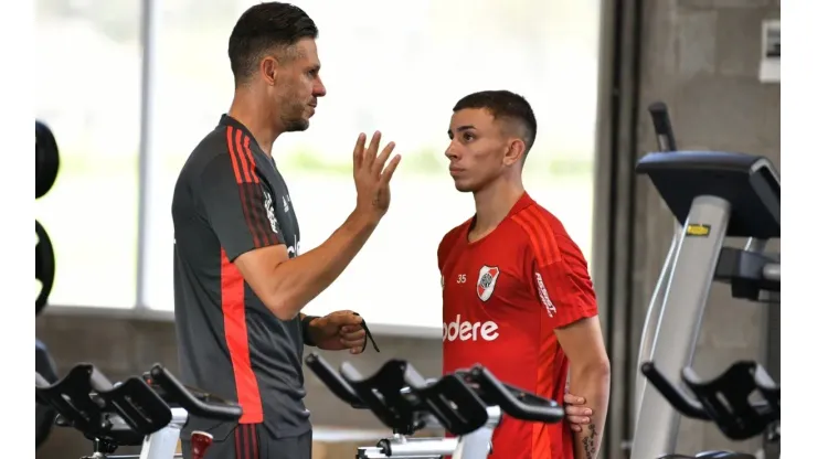 Las nuevas caras de River: los dos juveniles que Demichelis subió a primera junto a Franco Alfonso