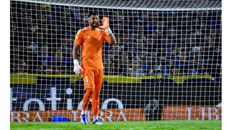 Chiquito Romero habló sobre el gesto que preocupó a todo Boca: "Me acalambré"