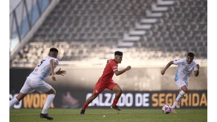 Sin sufrir sobresaltos, Independiente goleó a Bolivar y avanzó en la Copa Argentina