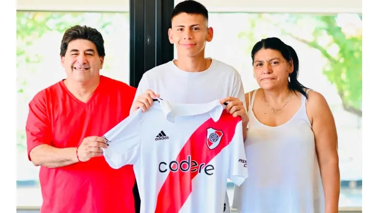 Confirmaron que el Diablito Echeverri "se volvía a su casa" si River no le cumplía con un pedido