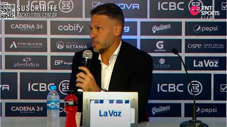 Conferencia de prensa de Martín Demichelis en Córdoba.
