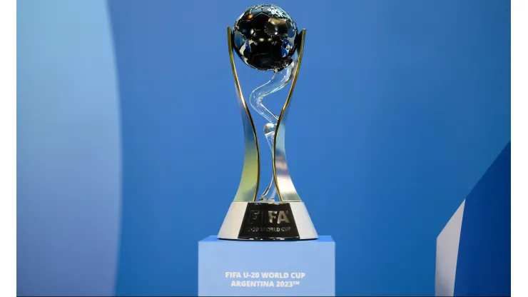 El trofeo del Mundial Sub 20 aguarda por su nuevo campeón.
