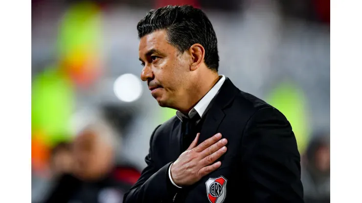 BUENOS AIRES, ARGENTINA - OCTOBER 16: Marcelo Gallardo coach of River Plate leaves the pitch after first half during a match between River Plate and Rosario Central as part of Liga Profesional 2022 at Estadio Más Monumental Antonio Vespucio Liberti on October 16, 2022 in Buenos Aires, Argentina. (Photo by Marcelo Endelli/Getty Images)
