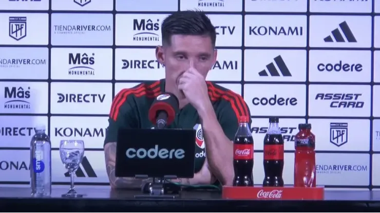 Kranevitter en conferencia de prensa
