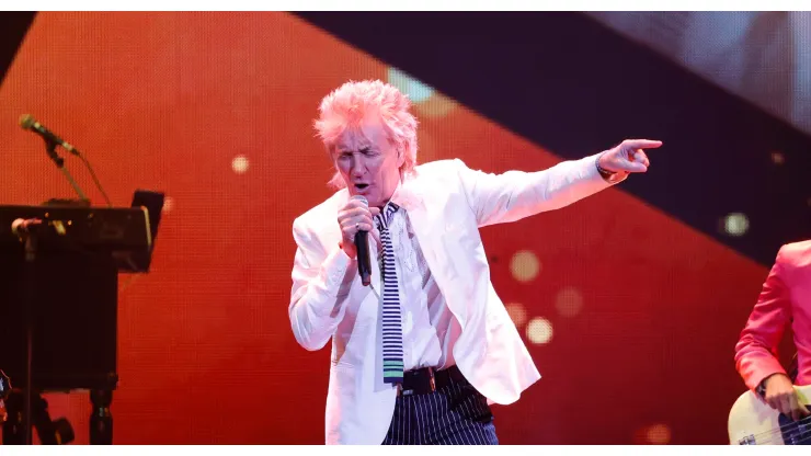 NASHVILLE, TENNESSEE - JULY 05: Singer Rod Stewart performs at Bridgestone Arena on July 05, 2022 in Nashville, Tennessee. (Photo by Jason Kempin/Getty Images)
