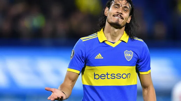 "¡Basta, pensá!": el reto de Cavani a un jugador de Boca en pleno partido ante Nacional