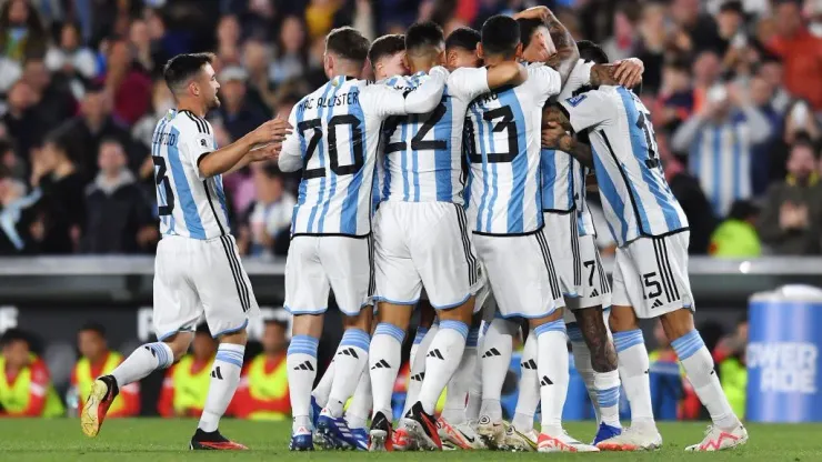 Argentina vs. Paraguay por Eliminatorias Sudamericanas.
