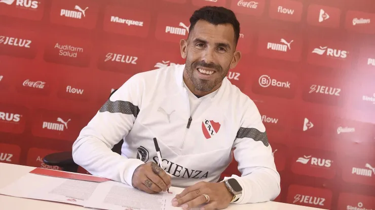 Tevez quiere tener al Toto Salvio en Independiente