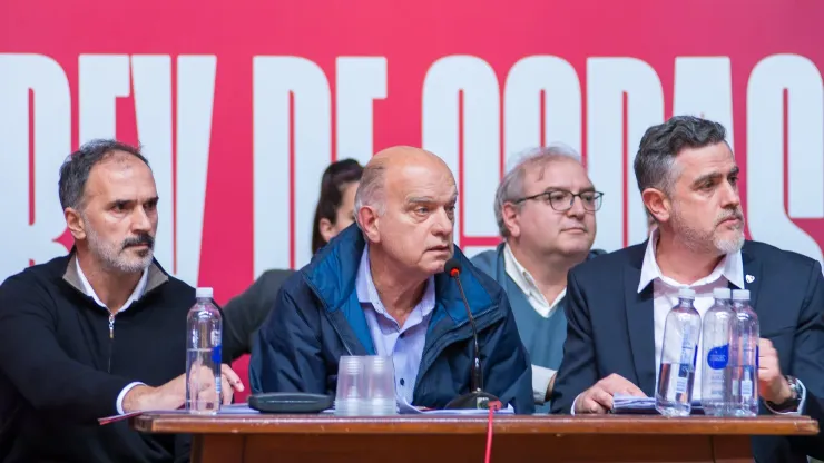 Independiente fue intimado por una vieja deuda que Grindetti mantiene con Cauteruccio