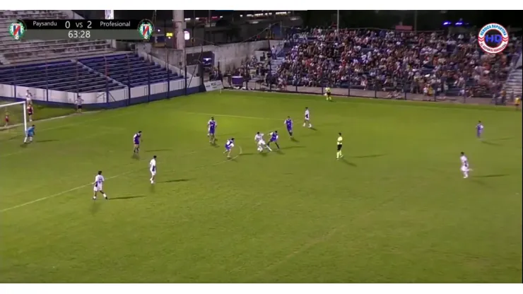 El delantero uruguayo marcó un golazo en un amistoso.
