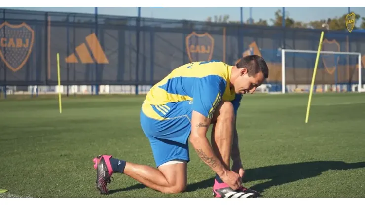 Lema ya entrenó con el plantel de Boca.
