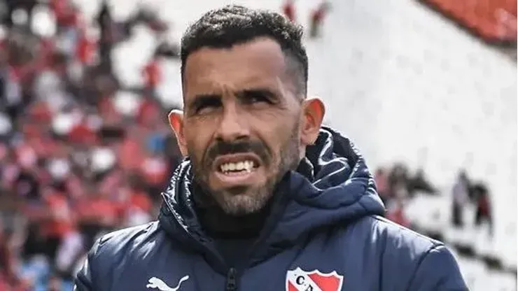 Tevez se mostró molesto por la actuación de su equipo.
