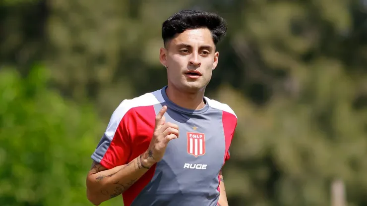 Javier Almirón, futbolista de Estudiantes.
