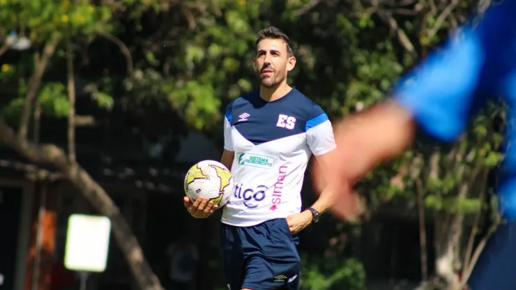 El entrenador de El Salvador habló en la previa del duelo contra la Selección Argentina.
