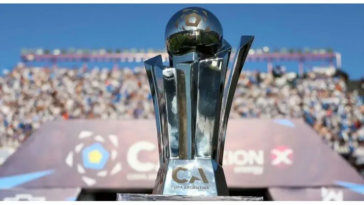 La Copa Argentina espera por su nuevo dueño.
