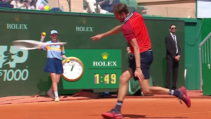 Daniil Medvédev causó caos en Montecarlo
