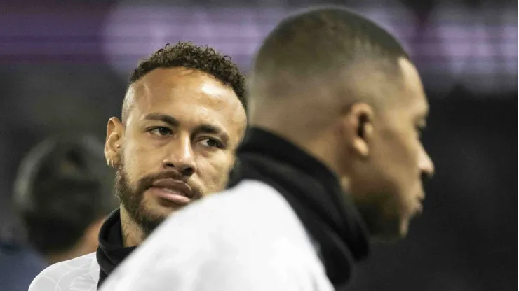 Neymar y Mbappé, excompañeros en PSG.
