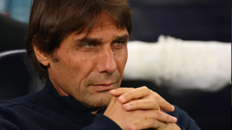 Antonio Conte vuelve a entrenar
