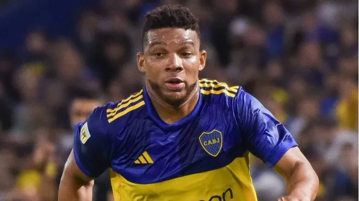 Frank Fabra no logra esquivar las críticas en Boca.
