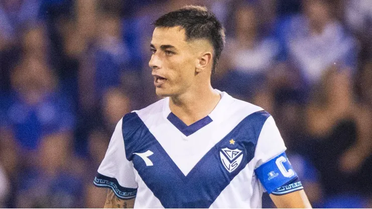 Valentín Gómez, capitán de Vélez.
